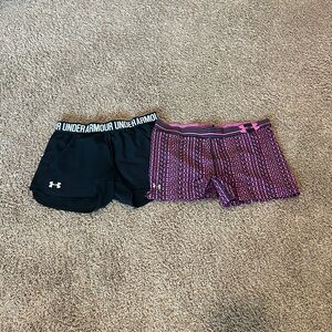 Bundle of 2 Womens Under Armour Shorts Size Small